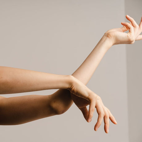 Embrace the Energizing Benefits of Mindful Qigong Movement in Summer