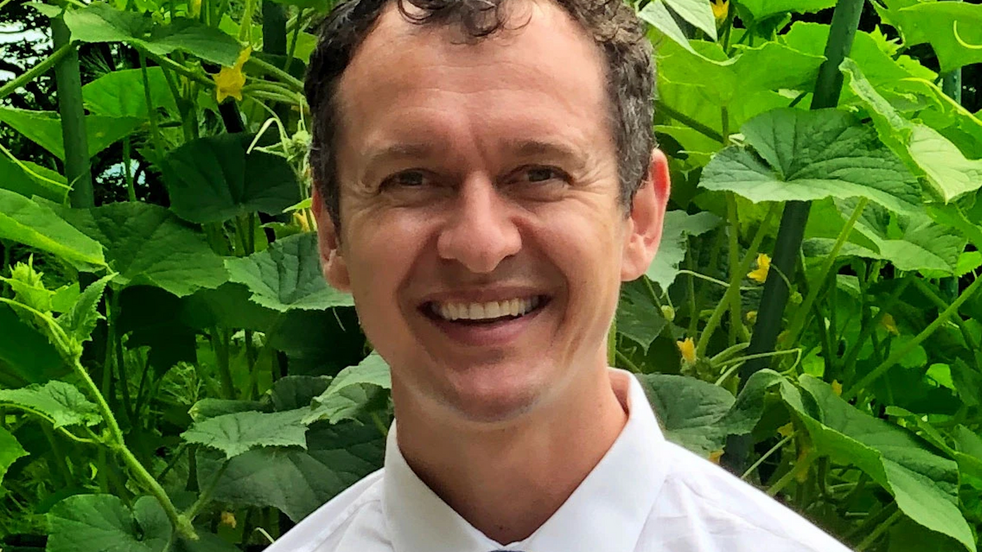 AM/PM: Herbalist, Acupuncturist, Meditator And Dad: Meet Peekay Herbs' Paul Kempisty